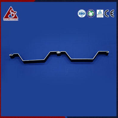 Pile di fogli omega.